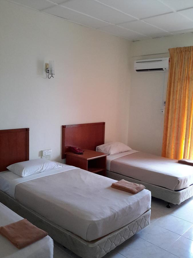 Tanjung Demong Beach Resort カンポン・クアラ・ベシュット エクステリア 写真